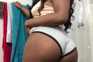 COME TREAT YOURSELF TO SOMETHING SWEET 🍬 🏠 INCALL ONLY💦 photo 3