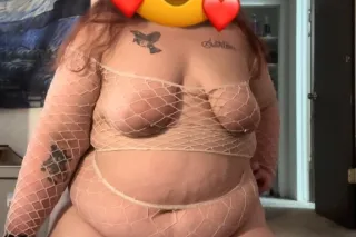 👀7$ ONLY FANS👀thick n juicy💦💦 WHITE BBW 🔥PHAT ASS 🍑 and Phat Pussy to match😻 photo 2