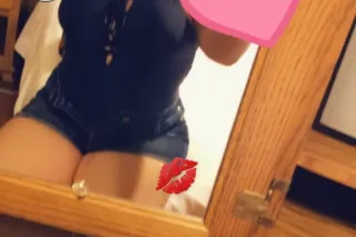 INCALL ONLY RESPECTFUL GENTELMEN ONLY !! i do NOT tolerate disrespect or ghetto clients ! photo 2