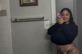 Face fuck w/ full service photo 2