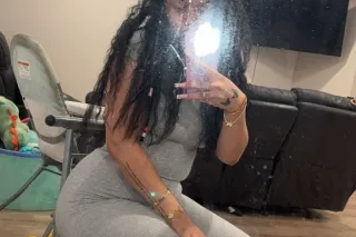 Goodmorning 👅 Come see your favorite lik freak 😘 photo 4