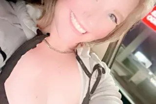cum see me photo 4