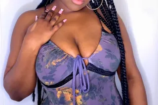 CHOCOLATE GODDESS photo 3