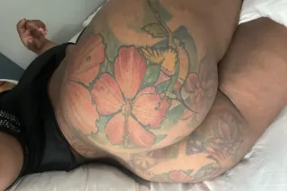 tatted bbw photo 6