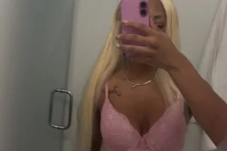 YOUNG TIGHT PUSSY AVAILBLE NOW