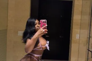 ✨SOUTHERN CHOCOLATE BBBJ QUEEN AVAILABLE ✨ photo 5