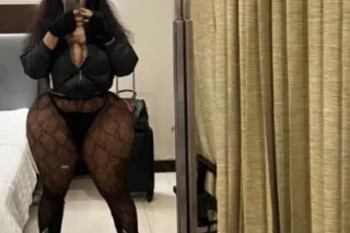 Small Waist, Cute Face Big B00ty Vixen‼ baddest in town 😊 New # photo 1