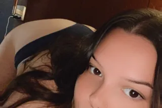 Sexy, thick, and curvy playmate😍Let's have some fun😋 photo 4