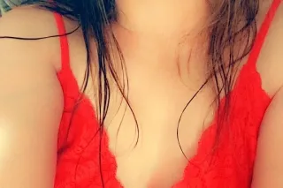 looking for big stud photo 1