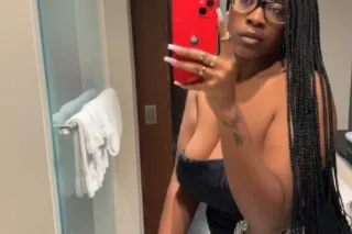 Can I Be Your Mistress Tonight Daddy 💦 photo 2