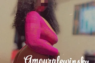 Thee Freak Of Your Week💕💦😝🍭🍫C U M PLAY💦💕😝😘 photo 2