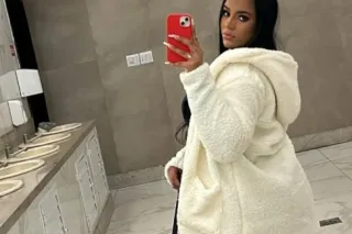 Hi love, I'm a beautiful and charming girl, very flexible and sexy