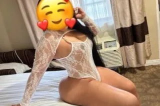I am the sexiest Colombian photo 3