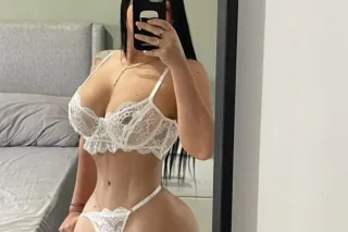 Soy muy sumisa y tierna con un cuerpo muy caliente ❤‍🔥