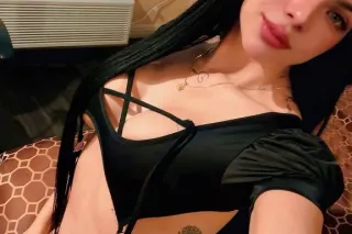 ven amor a disfrutar de esta hermosa colombiana estoy por tu zona papy