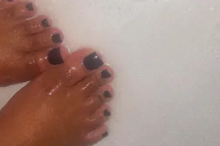 Incall Only! NO BARE!! photo 5