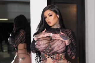 Thick Sexy Tattooed Baddie 🔥 Pornstar ValentineVixen photo 6