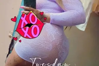 Busty Pink Pussy photo 4