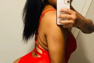 Beautiful Blasian Available for Incall photo 1
