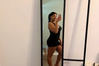 5 ⭐ bitch with some good pussy photo 2