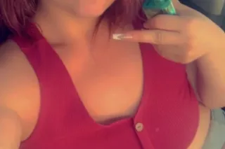 Your favorite distraction 💅 photo 9