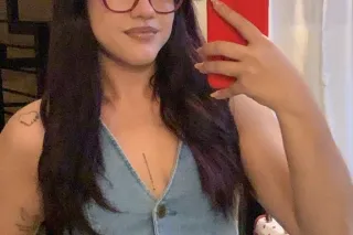 Quiero conocer amigos, soy discreta soy del color blanca photo 8