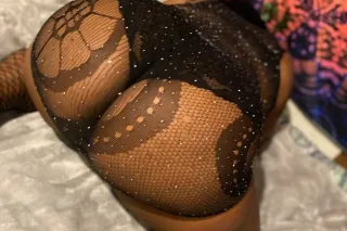 2 girls available for a good time now call and text us now😎😩outcalls only photo 3