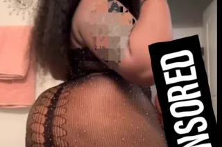 Come 🫦Try Sum🌊Neww 🍑Pusc 👀💦Peekin Thru👅 🥰ThickThighs 🍦🍧❄ Save Lifesss 🧊 100%Real 🍑OUT Lets Chill 🫦Catch A Vibe DADDy👄🫦👅Phat Juicy A$$🍑😻 Seductive Vixen 🤪😉🚨Sexc Caramel Thick🍑🍑new in town