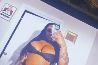 Ebony Looking For BBC photo 3