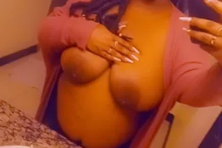 SEXY EBONY JUICY BBW !!! photo 4