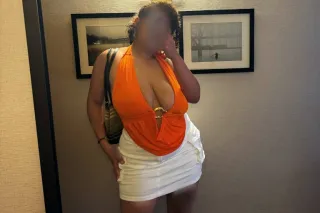 NEW GIRL IN TOWN! ~ Alex Astor ~ Bona fide lover girl photo 2
