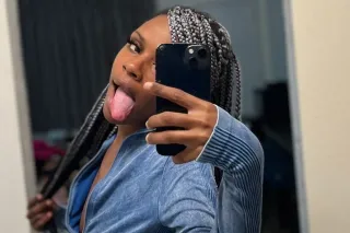 4'8 Slim Petite Beauty 💦🍑QV SPECIALS 💋 photo 2