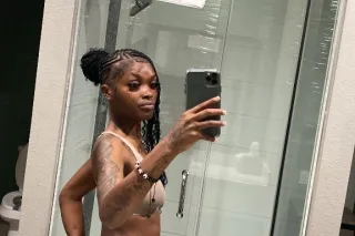 QV IN SPEACIAL 🏩 | PETITE FREAK 👸🏽⭐ photo 2
