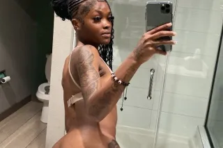QV IN SPEACIAL 🏩 | PETITE FREAK 👸🏽⭐ photo 1