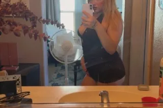 Latina Squirter💦Emerald Gaze💚Enchanting Vibe When Connecting With Me✨IM BACK💋 photo 2