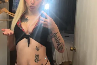 pretty young snow bunny 😍😍 photo 1