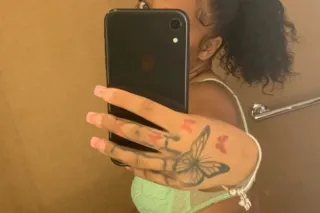 Here in Town🥰Sweet petite treat🍭 your perfect get away 🥰 Wet & tight👅 sexy pics 4 sale📸 photo 2