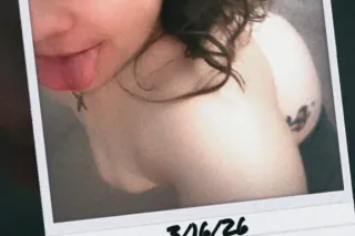 Big Booty Cutie ♥ ❄💦Taste Both Holes! 💦💦 photo 2