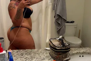 i am avablie in town for a good time not a long time 📞Incall/Outcall🚗 photo 4