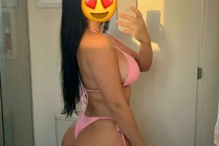 Latina photo 2