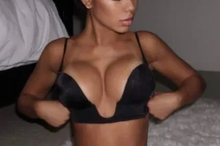 Tight ! Wet Pussy ! 😩 Cum Fuck Me Bby ! 💦 Available Now ! ✅ photo 4