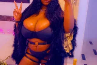 Big Boobs Lovers Only 🫶👅🤩 photo 4