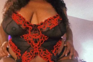 𝑼𝒑𝒔𝒄𝒂𝒍𝒆 𝑭𝒓𝒆𝒂𝒌𝒚 𝑬𝒃𝒐𝒏𝒚 👸🏽👅🌟 * 100% 𝑹𝑬𝑨𝑳! photo 4