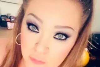 TGIF 💋 Weekend Vibes Are Here photo 5