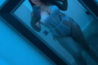 nicole photo 3
