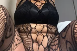 HERE FOR FUN COME GET ME WET OUTCALL ONLY photo 5