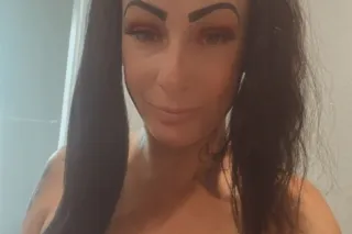 Sexy Sicilian Milf--breaking all my own rules this month!!!! photo 4