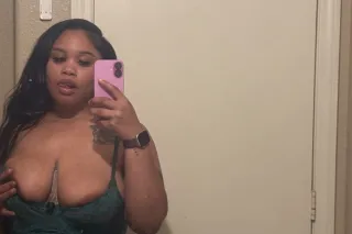 COME SEE ABOUT POUNDC8KEEE photo 12