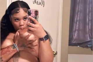 COME SEE ABOUT POUNDC8KEEE photo 8