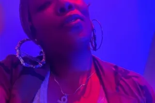 A VERY DOWN TO EARTH FREE SPIRIT VIBE